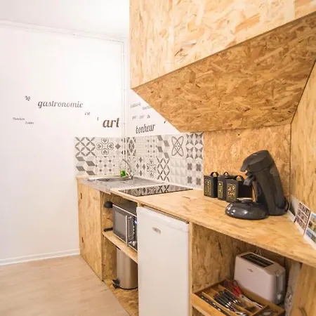 Appartamento Au Centre De La Cité Des Sacres
